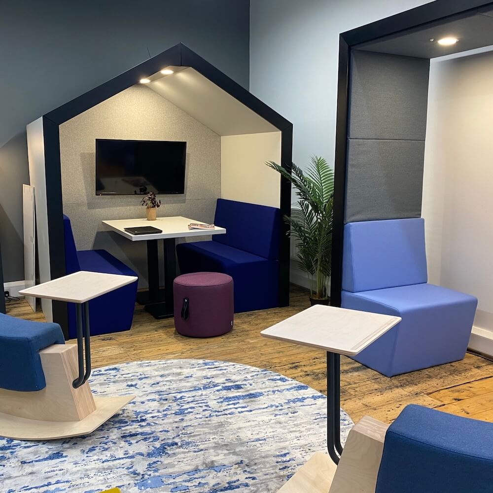 Workagile showroom showing Snug meeting booth, Rokkadots and Dots seating.